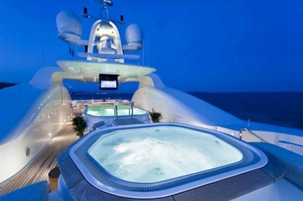 парусные новости, новости о яхтинге, суперъяхта Aquarius выставлена на продажу